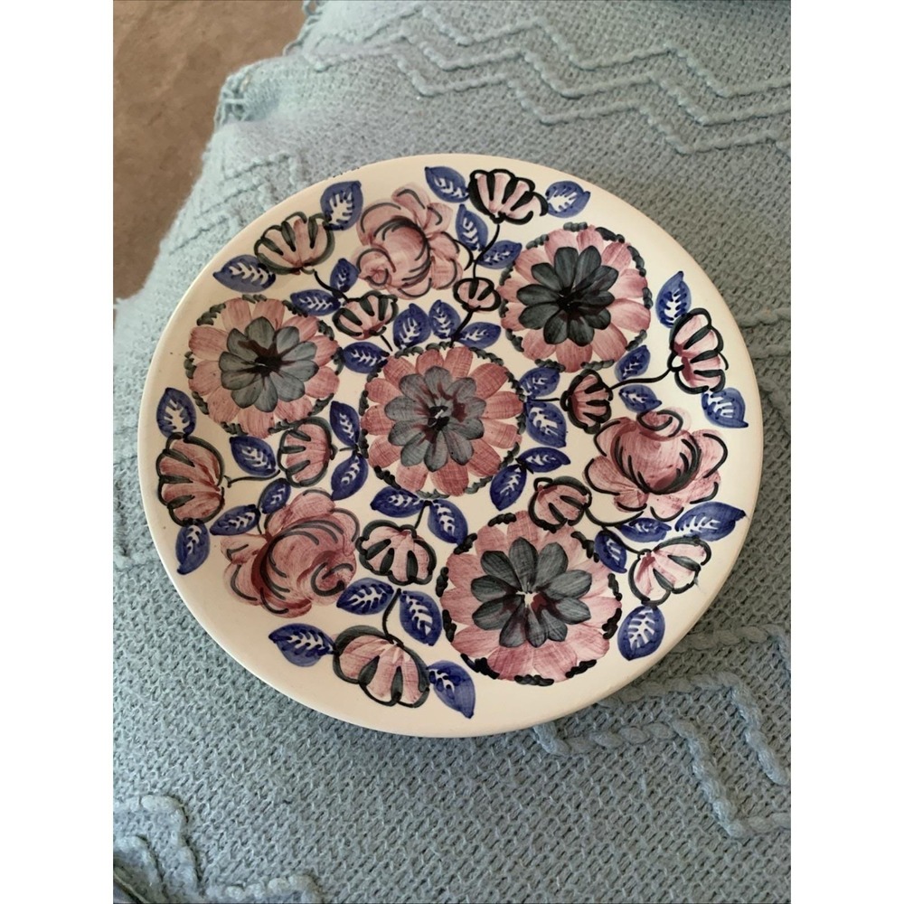 VTG  WŁOCŁAWEK Folk Hand Painted Plate Poland #3639 Pink &Blue Floral Rare 8"
